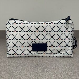 NWT- Ame &‎ Lulu Golf Pouch